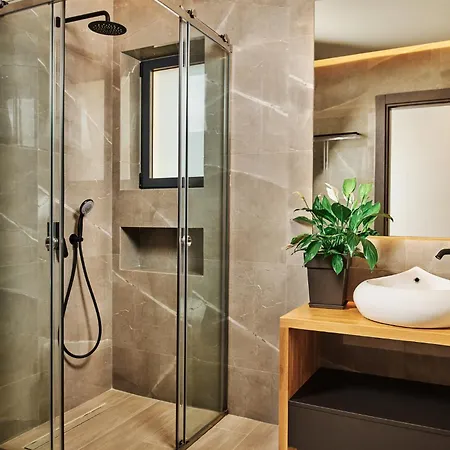 Villa Althea Lavish Estate - & *