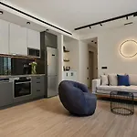 Althea Lavish Estate - & Villa *