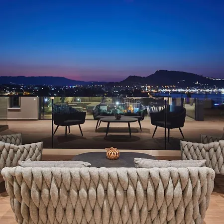 Βίλα Althea Lavish Estate - &