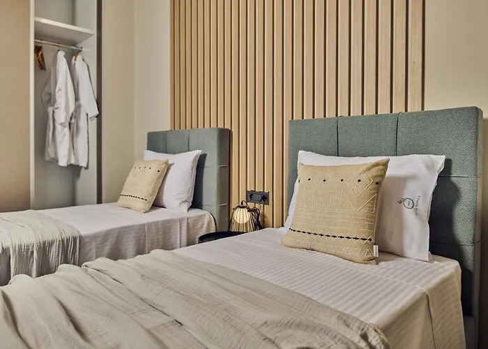 Althea Lavish Estate - Villa&suite *