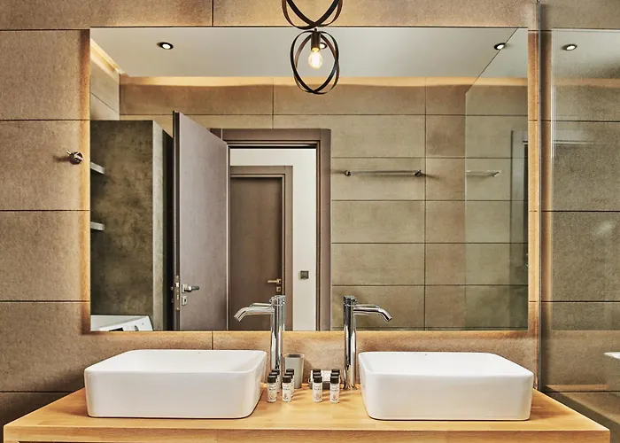 Althea Lavish Estate - Villa&suite *